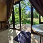 De Reve Dans Un Chateau De Conte De Fees Les-Trois-Moutiers