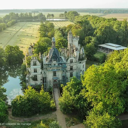 De Reve Dans Un Chateau De Conte De Fees Les-Trois-Moutiers